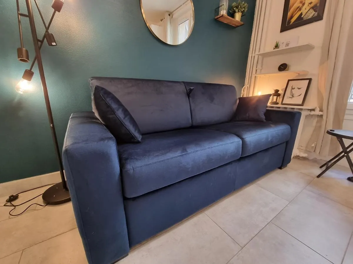 Cosy Studio In Heart Of Montmartre Paris Apartment