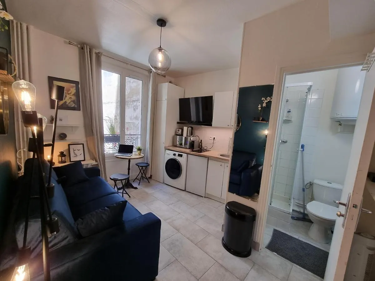 Cosy Studio In Heart Of Montmartre Paris 0*,  France