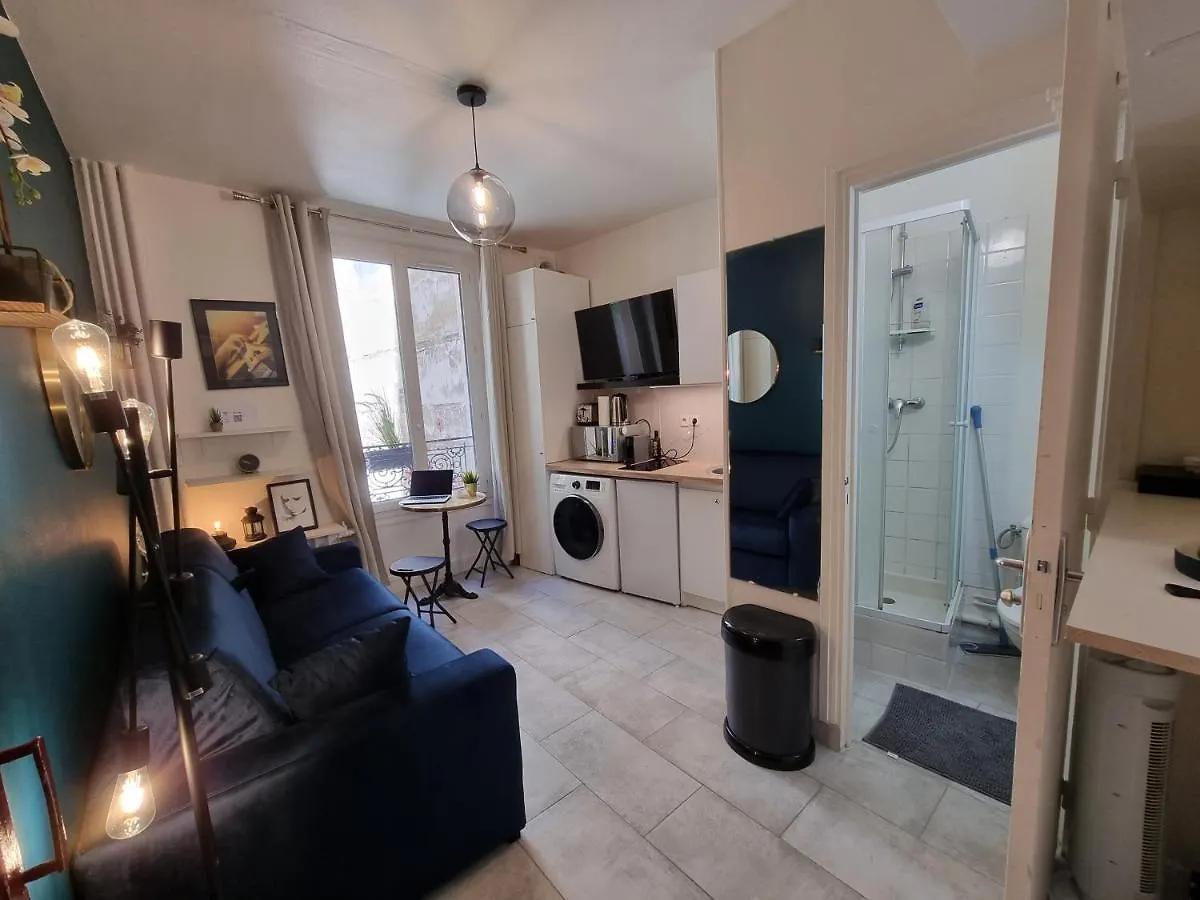 Cosy Studio In Heart Of Montmartre Paris France
