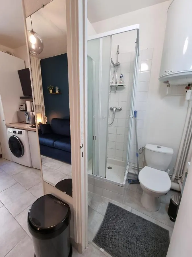 Apartment Cosy Studio In Heart Of Montmartre Paris France