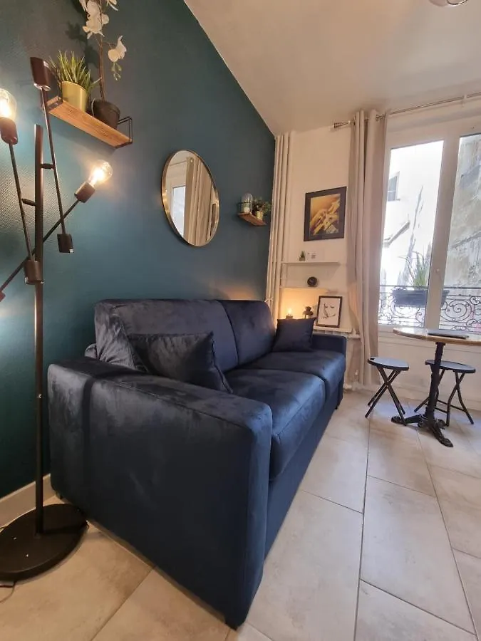 Apartment Cosy Studio In Heart Of Montmartre Paris France